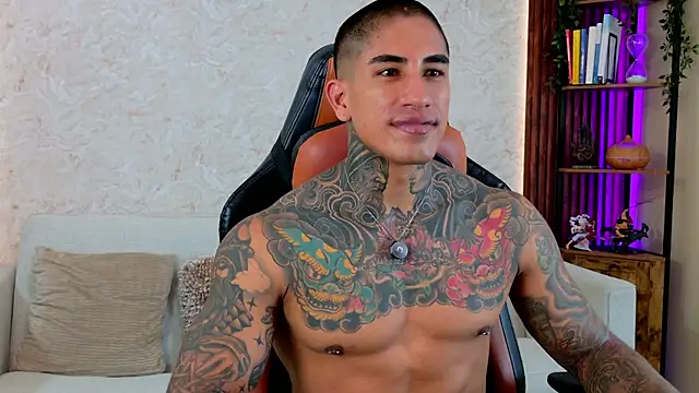 AdanReilly online show from 04.11.26