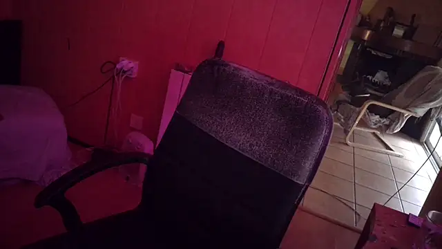 Lia Y PatrickX online show from 02.15.25