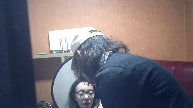 Lia Y PatrickX online show from 11.22.25