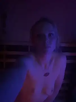 Snapshot of KissMysAssXoXo chatting on 01.31.25 KissMysAssXoXo online show from 01.31.25