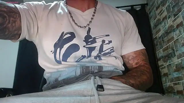 babyrecord1 online show from 12.02.25