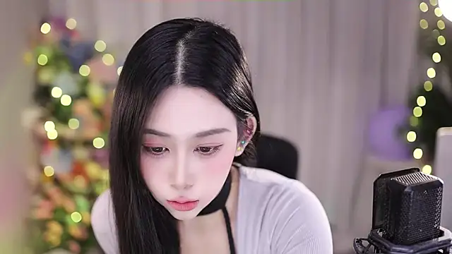 Snapshot of SleepArtist chatting on 01.11.25 SleepArtist online show from 01.11.25