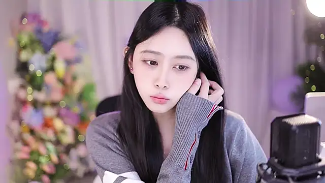 Snapshot of SleepArtist chatting on 01.14.25 SleepArtist online show from 01.14.25