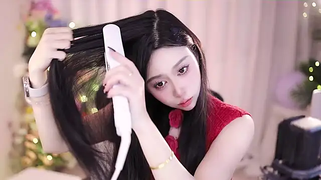 Snapshot of SleepArtist chatting on 01.24.25 SleepArtist online show from 01.24.25