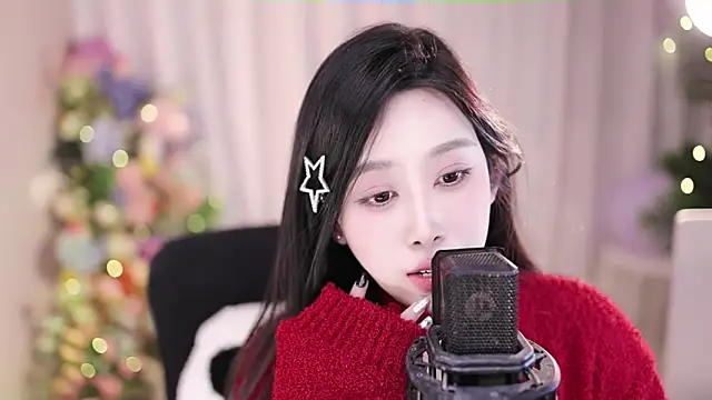 Snapshot of SleepArtist chatting on 01.29.25 SleepArtist online show from 01.29.25