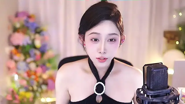 Snapshot of SleepArtist chatting on 03.06.25 SleepArtist online show from 03.06.25