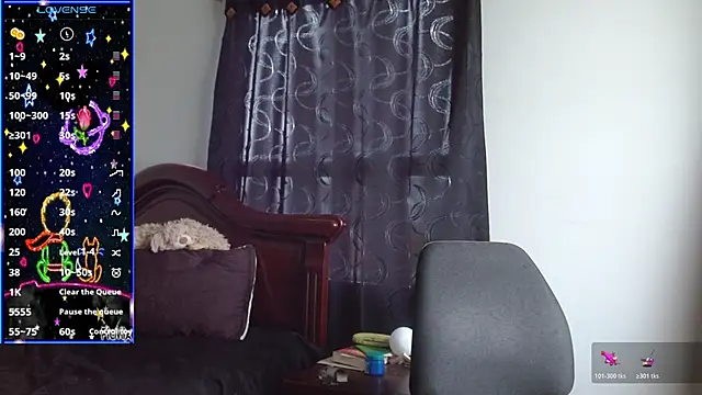 Snapshot of goretty420 chatting on 11.06.25 goretty420 online show from 11.06.25