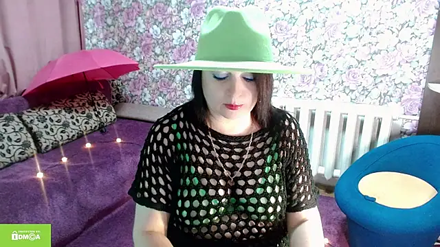 Julia-ru online show from 10.28.25