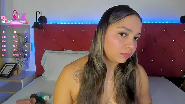 Abril Gomez06 online show from 12.16.25