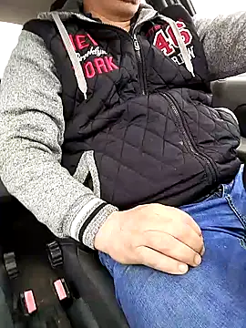 Snapshot of Sarpe84 chatting on 01.25.25 Sarpe84 online show from 01.25.25