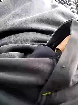 Snapshot of Sarpe84 chatting on 02.03.25 Sarpe84 online show from 02.03.25