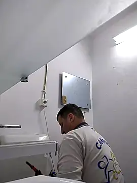 Snapshot of Sarpe84 chatting on 02.08.25 Sarpe84 online show from 02.08.25