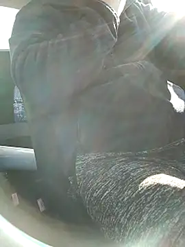 Snapshot of Sarpe84 chatting on 02.22.25 Sarpe84 online show from 02.22.25