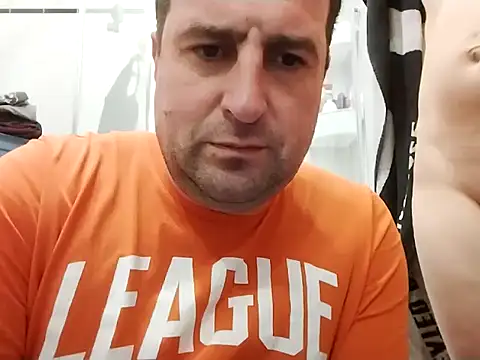 Snapshot of Natuerlich_verliebt69 chatting on 12.09.24 Natuerlich verliebt69 online show from 12.09.24