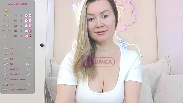 ElleCherry online show from 12.20.24