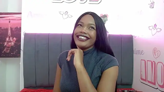 Snapshot of CrystalBrooke3x chatting on 02.05.25 CrystalBrooke3x online show from 02.05.25