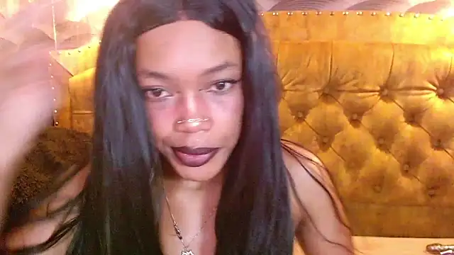 Snapshot of CrystalBrooke3x chatting on 10.23.25 CrystalBrooke3x online show from 10.23.25