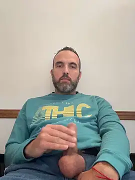 leon3875 online show from 04.09.26