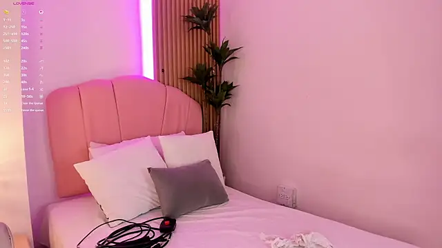 Mara Betancurt online show from 04.09.26