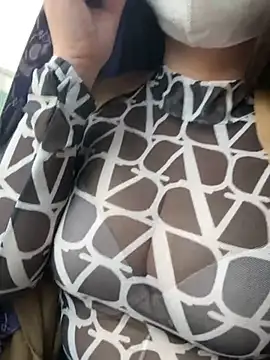 May-Squirt online show from 02.04.25