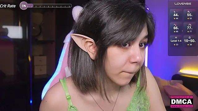 Snapshot of Triss_Moon chatting on 03.08.25 Triss Moon online show from 03.08.25