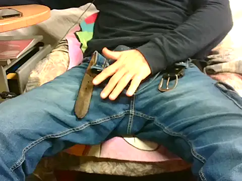 Snapshot of Giulio35_Pika chatting on 11.22.25 Giulio35 Pika online show from 11.22.25