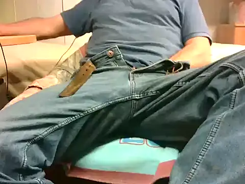 Giulio35 Pika online show from 04.10.26