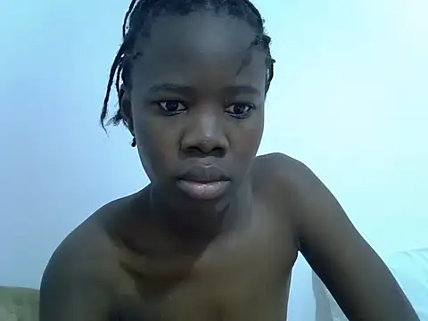 Snapshot of hey_its_andreana chatting on 06.16.26 hey its andreana online show from 06.16.26