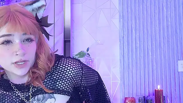 Snapshot of zephirahabney chatting on 11.28.25 zephirahabney online show from 11.28.25