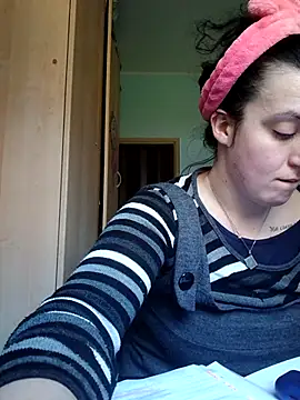 LadyMinnie online show from 04.16.26