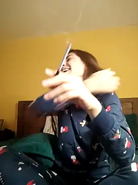 AntoniaHottie online show from 12.21.25