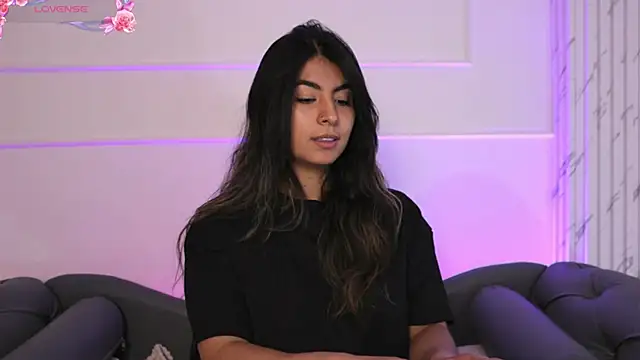 Snapshot of ShelleyMorell chatting on 01.24.25 ShelleyMorell online show from 01.24.25