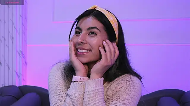 Snapshot of ShelleyMorell chatting on 02.05.25 ShelleyMorell online show from 02.05.25