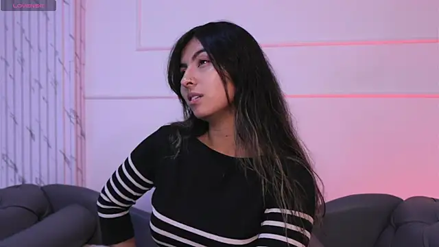 Snapshot of ShelleyMorell chatting on 02.06.25 ShelleyMorell online show from 02.06.25