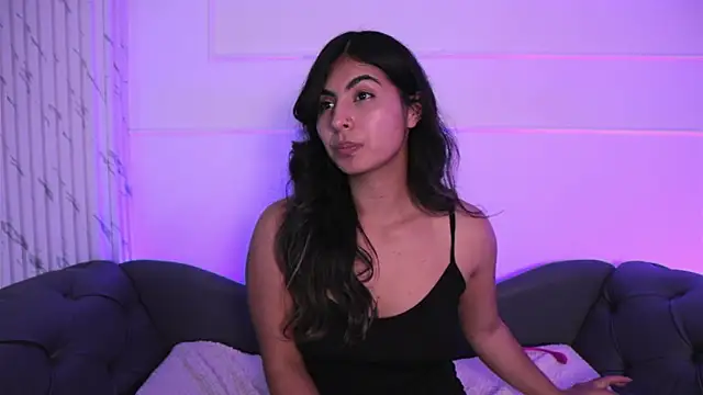 Snapshot of ShelleyMorell chatting on 02.10.25 ShelleyMorell online show from 02.10.25