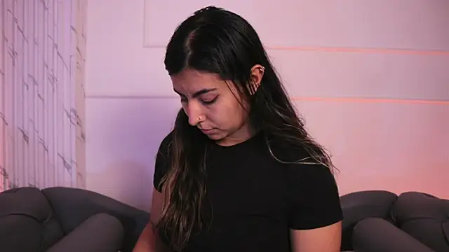 Snapshot of ShelleyMorell chatting on 02.18.25 ShelleyMorell online show from 02.18.25