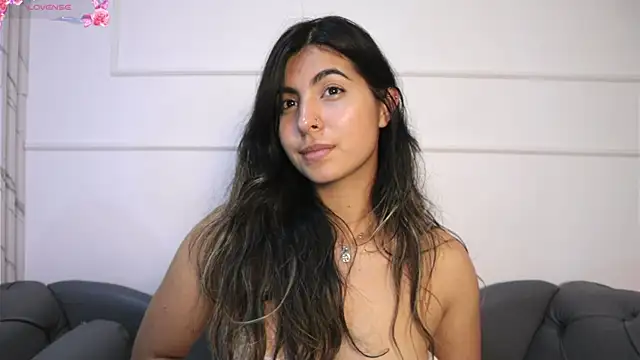 Snapshot of ShelleyMorell chatting on 03.05.25 ShelleyMorell online show from 03.05.25