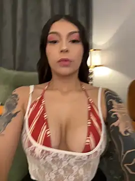 Snapshot of CHERRYY_BOMB_ chatting on 07.16.26 CHERRYY BOMB online show from 07.16.26