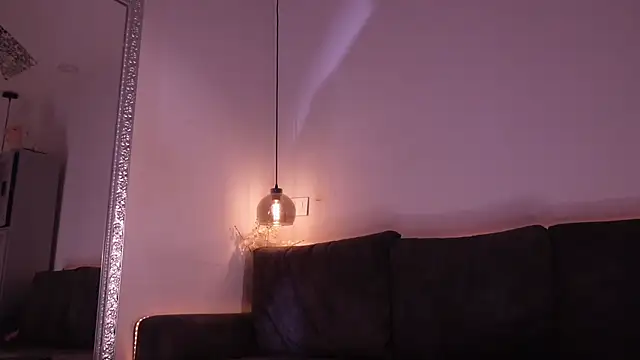 Snapshot of Isabella_francoo chatting on 06.25.26 Isabella francoo online show from 06.25.26