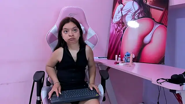 CharlotteMuller online show from 04.10.26