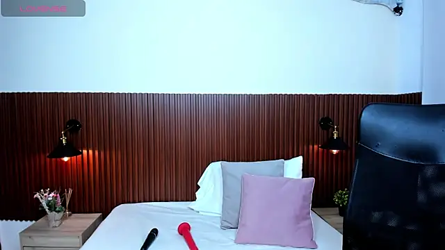 chanel brunette online show from 03.08.25