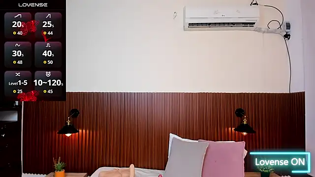 chanel brunette online show from 10.04.25