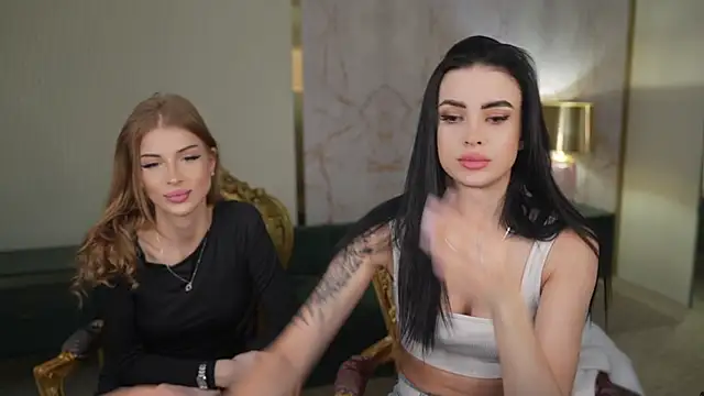 Tina Breeze online show from 03.12.26