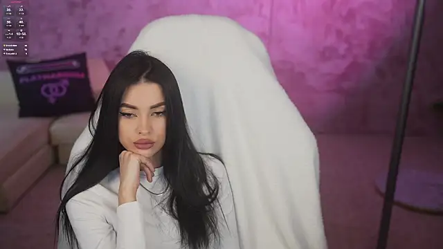 Tina Breeze online show from 04.26.26