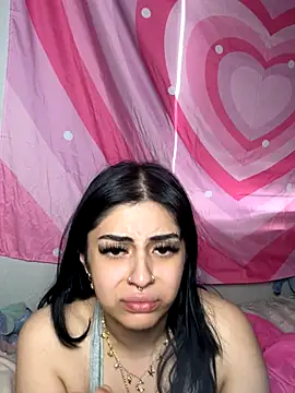 ThickerThanYoBitch online show from 09.15.25