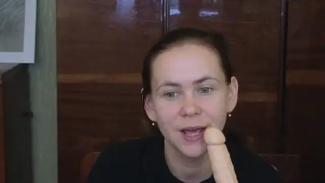 Snapshot of Riley_Roo chatting on 09.11.25 Riley Roo online show from 09.11.25