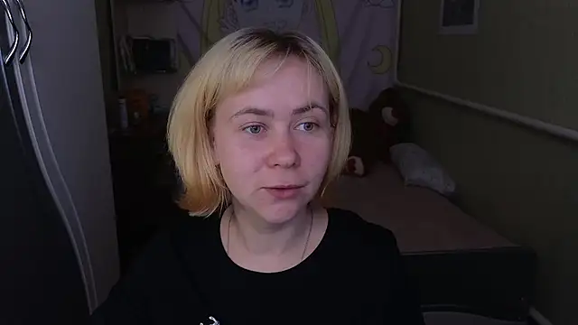 Riley Roo online show from 04.03.26