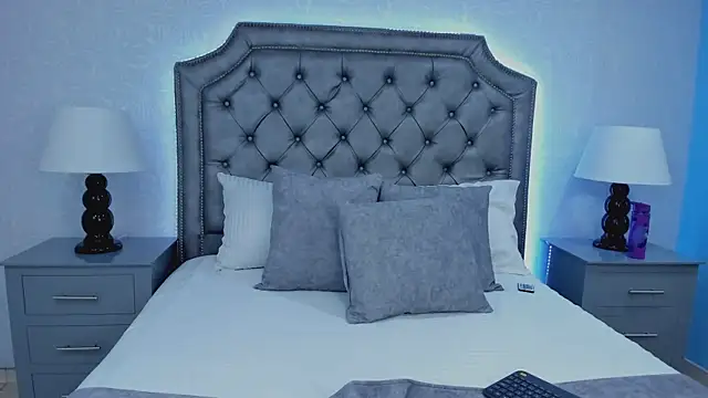 VictoriaHiills online show from 09.25.25