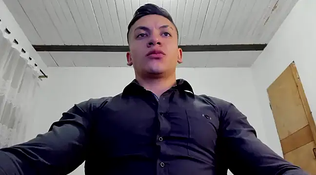 Snapshot of aquiles_51 chatting on 01.20.25 aquiles 51 online show from 01.20.25