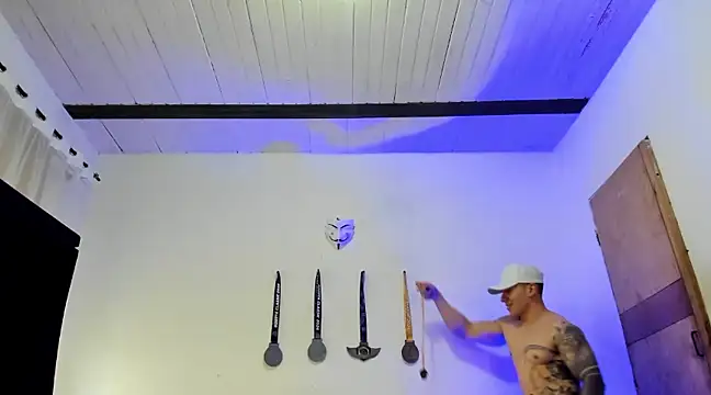 Snapshot of aquiles_51 chatting on 02.25.25 aquiles 51 online show from 02.25.25